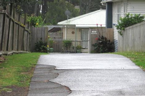 Photo of property in 65a Farquhar Road, Glendene, Auckland, 0602