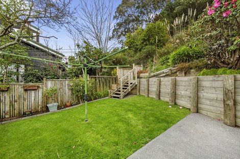 Photo of property in 52 Peterhouse Street, Tawa, Wellington, 5028