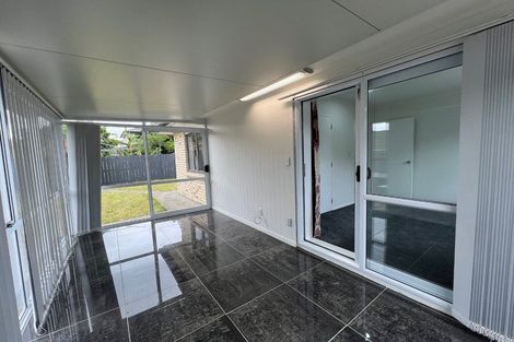 Photo of property in 5a Lloyd Avenue, Papatoetoe, Auckland, 2025