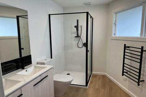 Photo of property in 25 Oakfield Street, Burnside, Christchurch, 8053