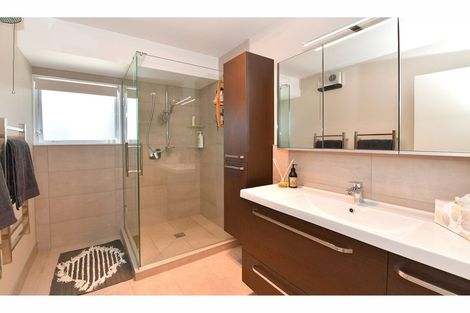 Photo of property in 2/54 Lakeside Drive, Orewa, 0931