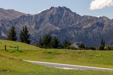 Photo of property in 3 Lauderdale Lane, Wanaka, 9305