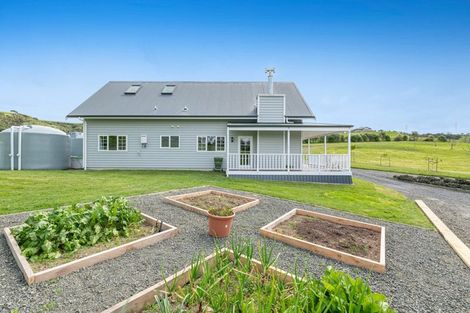 Photo of property in 346 Inland Road, Helensville, 0875