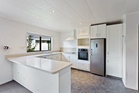 Photo of property in 18 Cobb Place, Otaki, 5512