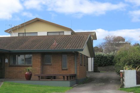 Photo of property in 3b Oceanview Road, Mount Maunganui, 3116