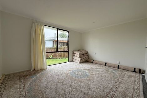 Photo of property in 14 Justamere Place, Weymouth, Auckland, 2103