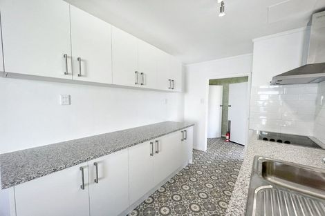 Photo of property in 5 Daytona Road, Henderson, Auckland, 0610