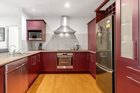 Photo of property in 42 Kristin Lane, Albany, Auckland, 0632