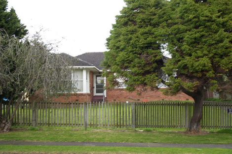 Photo of property in 32 Mervan Street, Mangere East, Auckland, 2024