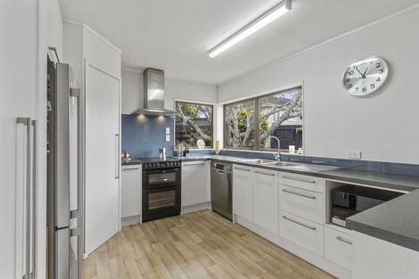 Photo of property in 2/3 Frances Street, Manurewa, Auckland, 2102