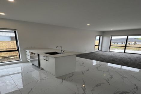 Photo of property in 9 Rongomai Street, Helensville, 0800