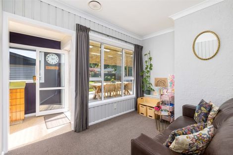 Photo of property in 215 Avonhead Road, Avonhead, Christchurch, 8042