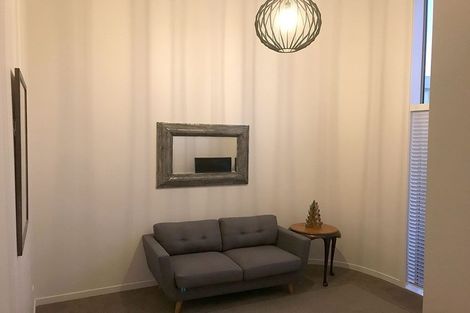 Photo of property in 33 Kanuka Road, Hobsonville, Auckland, 0616