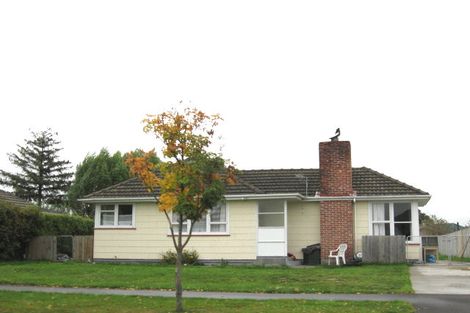 Photo of property in 19 Uxbridge Street, Northcote, Christchurch, 8052