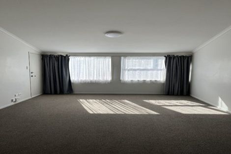 Photo of property in 2/10 Te Aroha Street, Hamilton East, Hamilton, 3216