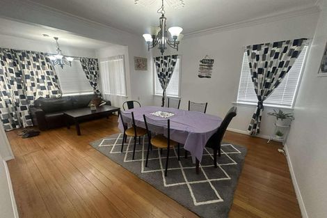 Photo of property in 22 Saint Ronans Avenue, Waterloo, Lower Hutt, 5011