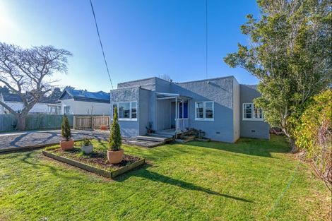 Photo of property in 82 Barton Avenue, Heretaunga, Upper Hutt, 5018