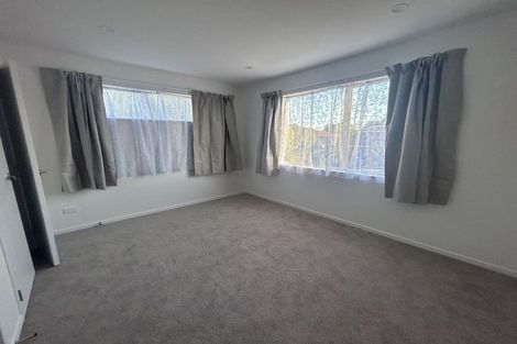 Photo of property in 1d Keegan Drive, Massey, Auckland, 0614