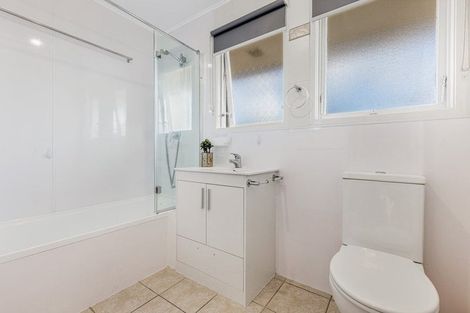 Photo of property in 9 Rata Street, Waiuku, 2123