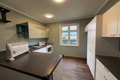 Photo of property in 163 Cornfoot Street, Castlecliff, Whanganui, 4501