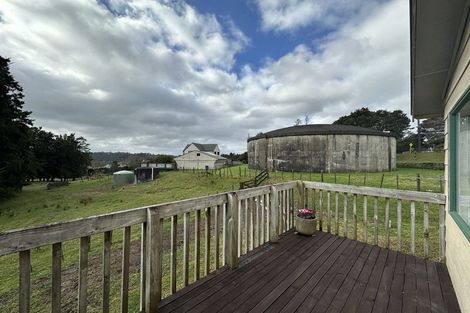 Photo of property in 451 Paremoremo Road, Paremoremo, Auckland, 0632