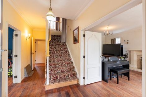 Photo of property in 22 Chatsworth Road, Silverstream, Upper Hutt, 5019