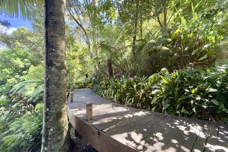 Photo of property in 107 Hadfield Street, Beach Haven, Auckland, 0626