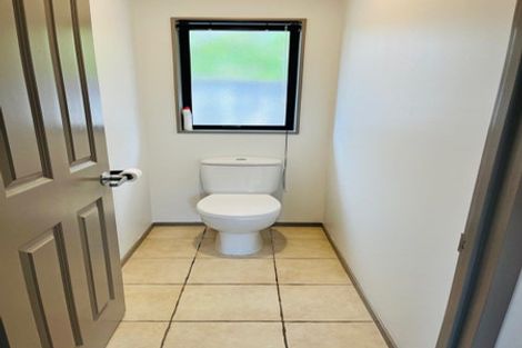 Photo of property in 25 Grabella Place, Papamoa Beach, Papamoa, 3118
