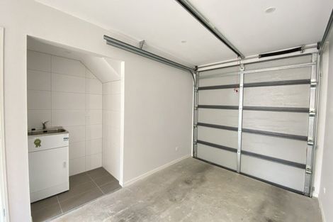 Photo of property in 28 Rakich Place, Henderson, Auckland, 0612