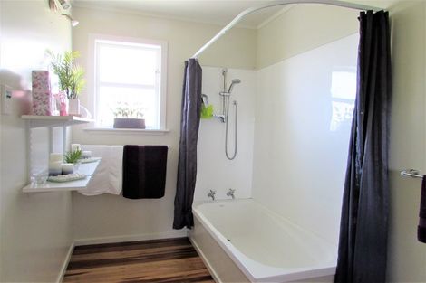 Photo of property in 13 Driver Crescent, Cannons Creek, Porirua, 5024