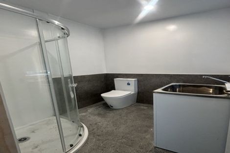 Photo of property in 316 Memorial Avenue, Burnside, Christchurch, 8053