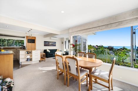 Photo of property in 33 Bleakhouse Road, Howick, Auckland, 2014