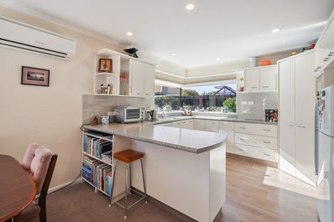 Photo of property in 19a Windsor Court, Rangiora, 7400