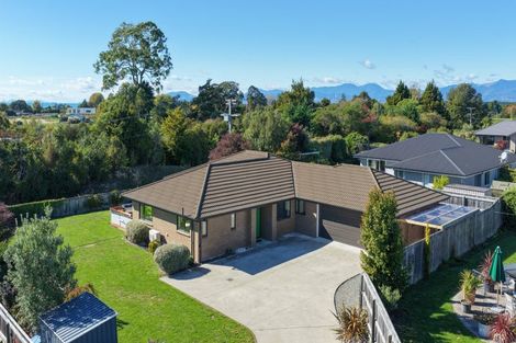 Photo of property in 10 Les Wakefield Road, Mapua, 7005