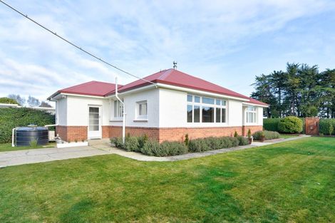 Photo of property in 153 Seaward Road, Edendale, 9825