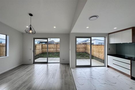 Photo of property in 10 Heihei Street, Papakura, 2110