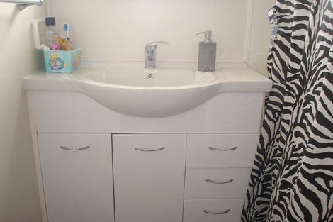 Photo of property in 54a Central Avenue, Papatoetoe, Auckland, 2025