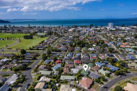 Photo of property in 2/54 Lakeside Drive, Orewa, 0931