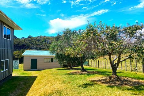 Photo of property in 11 Ocean View Road, Cable Bay, 0420