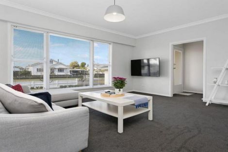 Photo of property in 8 Weld Street, Cambridge, 3434
