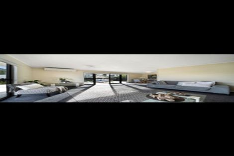 Photo of property in 1/14 Moxham Grove, Massey, Auckland, 0614