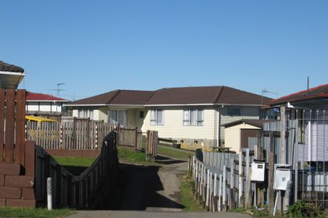 Photo of property in 57 Hobart Crescent, Wattle Downs, Auckland, 2103