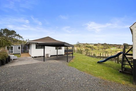 Photo of property in 151 Chamberlain Road, Bombay, 2675