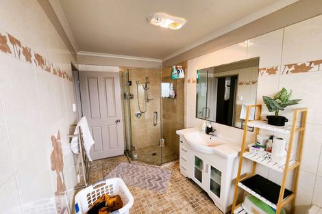 Photo of property in 10 Deveron Road, Manurewa, Auckland, 2102