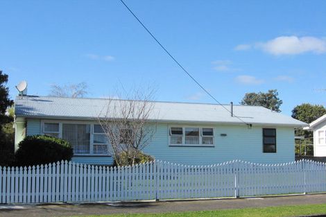Photo of property in 8 Freyberg Street, Levin, 5510