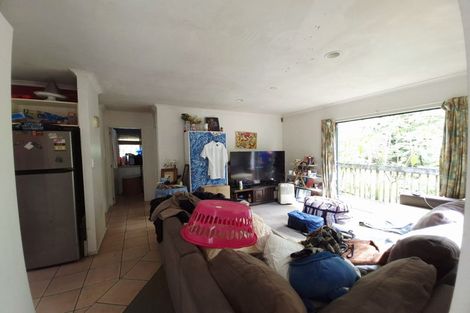 Photo of property in 2/26 Anne Mclean Drive, Bayview, Auckland, 0629
