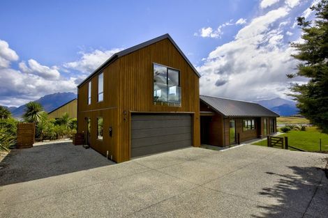Photo of property in 3 Pioneer Court, Jacks Point, Queenstown, 9371
