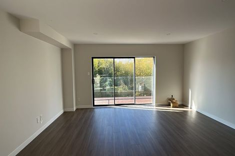 Photo of property in 309 Don Buck Road, Massey, Auckland, 0614