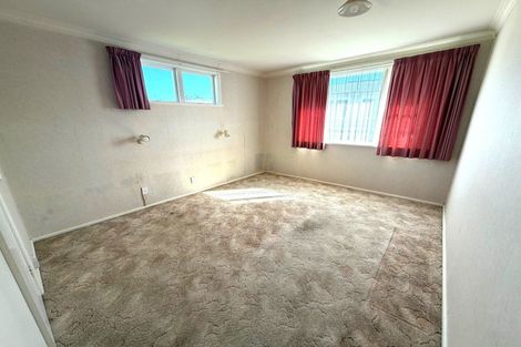 Photo of property in 9 Chamberlain Street, Dannevirke, 4930