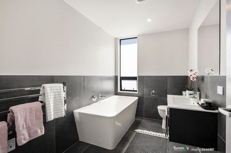 Photo of property in 19/6u Bushland Grove, Paparangi, Wellington, 6037